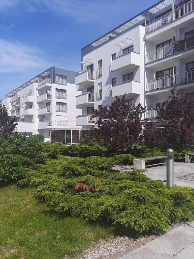 White Apart Platan Apartment Świnoujście Екстериор снимка